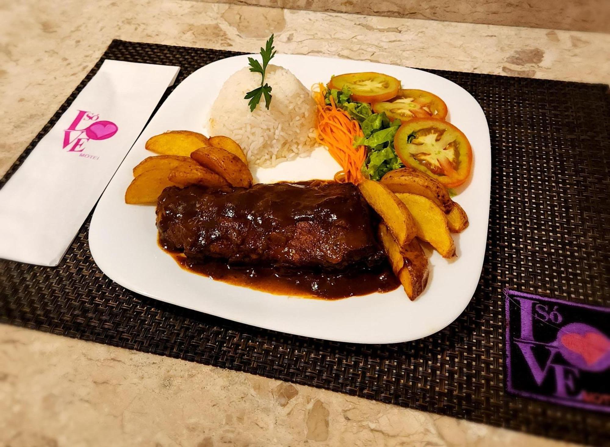 So 3 Hotel do amor *